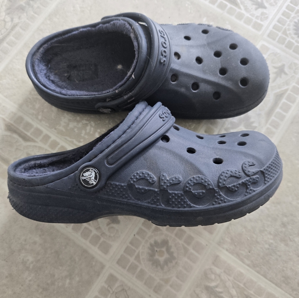 CROCS Kids' Navy Slippers